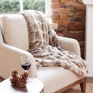 This rich, plush and sumptuous mink throw is made from superior quality faux fur that is as indulgent as it is elegant, €124.95