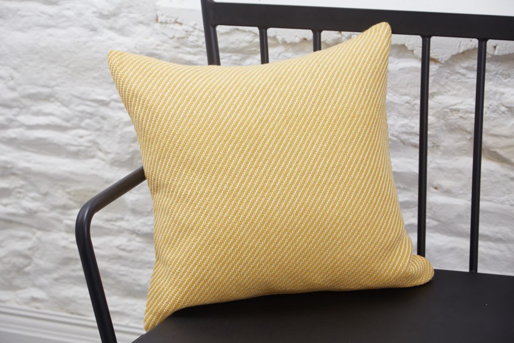 BBias Twill Cushion - Aspen Gold €39.95