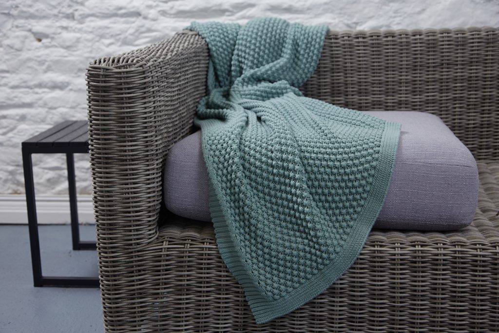 Popcorn Knit Throw - Morning Mist €79.95