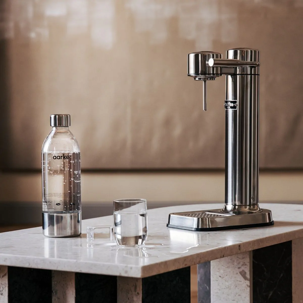 aarke Carbonator3 Steel Silver ガス付き 公式】aarke | Carbonator 3 | モダニティストア – Modernity Store