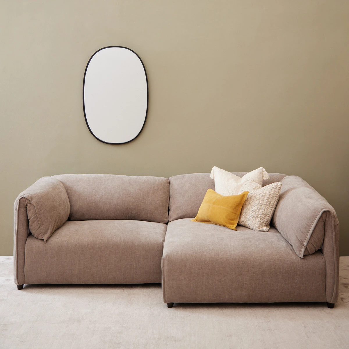 chaise lounge suite seater lounge