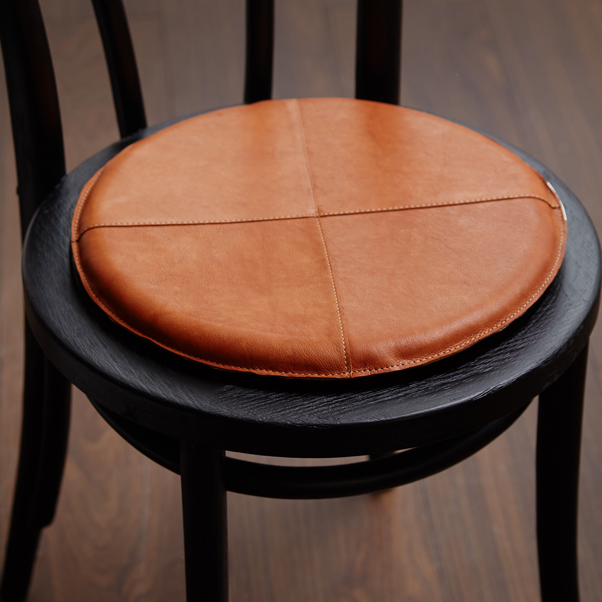 Tan Leather Seat Pad Meadows Byrne