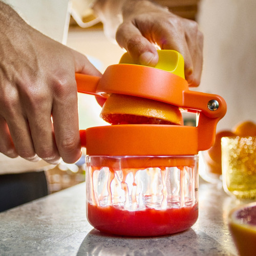 Juicemax™ Plus Citrus Juicer with Measuring Cup