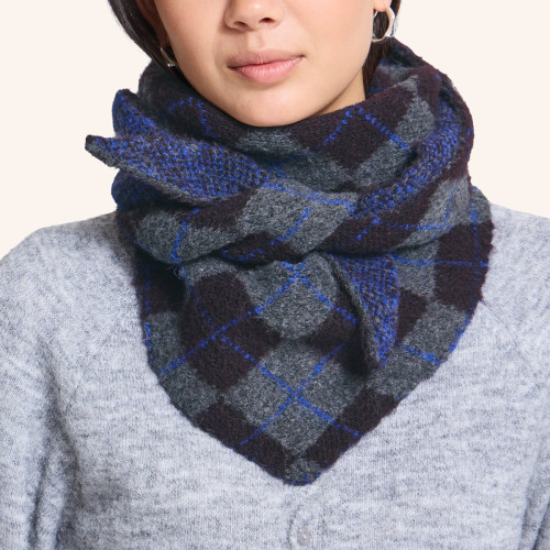 Gracie Neck Scarf