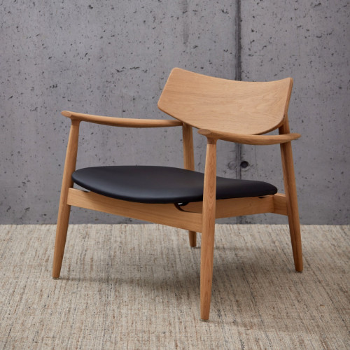Yeats Oak Lounge Chair