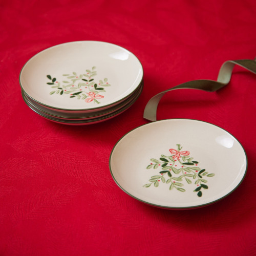 Mistletoe Canape Plates - Set of 4