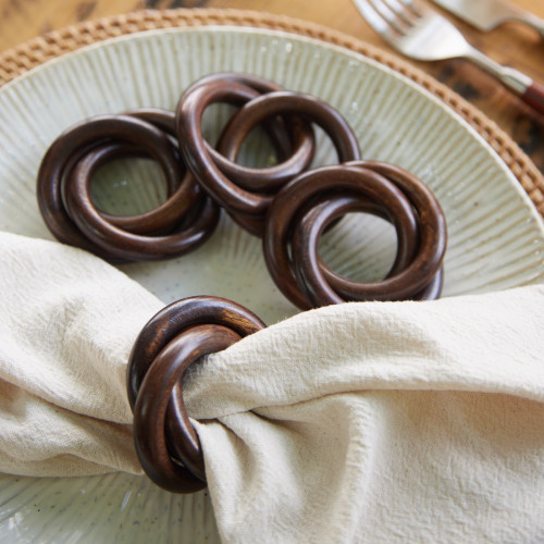 Wooden Knot Napkin Ring - Set of 4