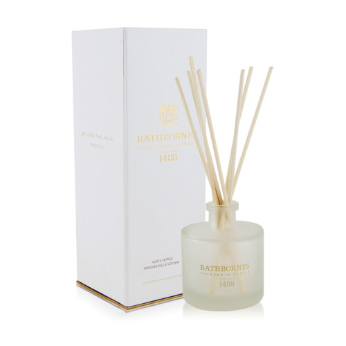 white pepper, lily, honeysuckle, jasmine, peach, lemon and cedar scented diffuser with 6 reeds.