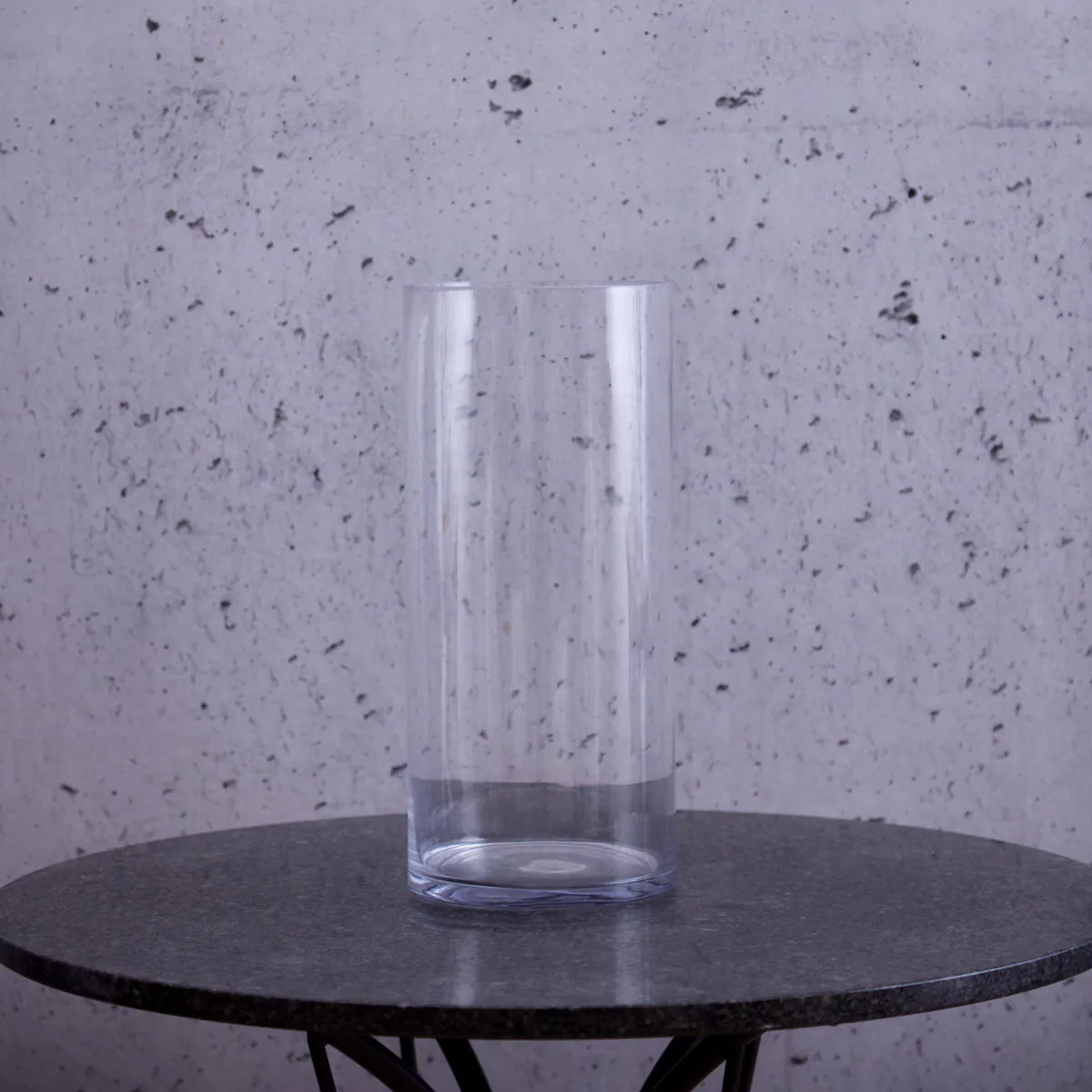 Taylor Tall Glass Vase| Meadows & Byrne